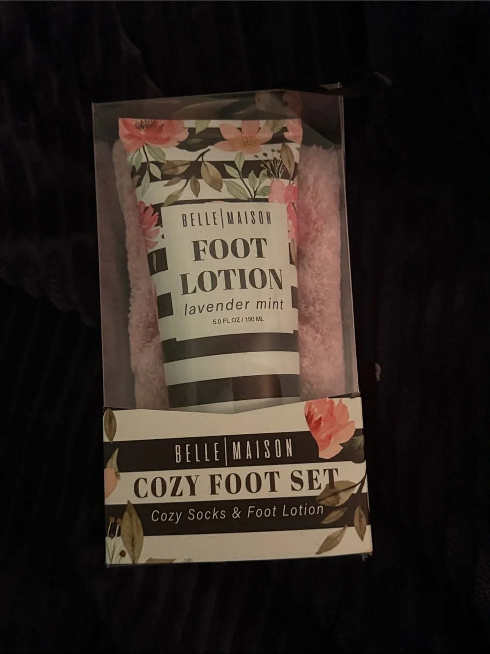 Cozy Foot Set! Cozy socks and Foot lotion!